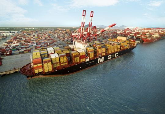  MSC Gülsün at Shanghai terminal